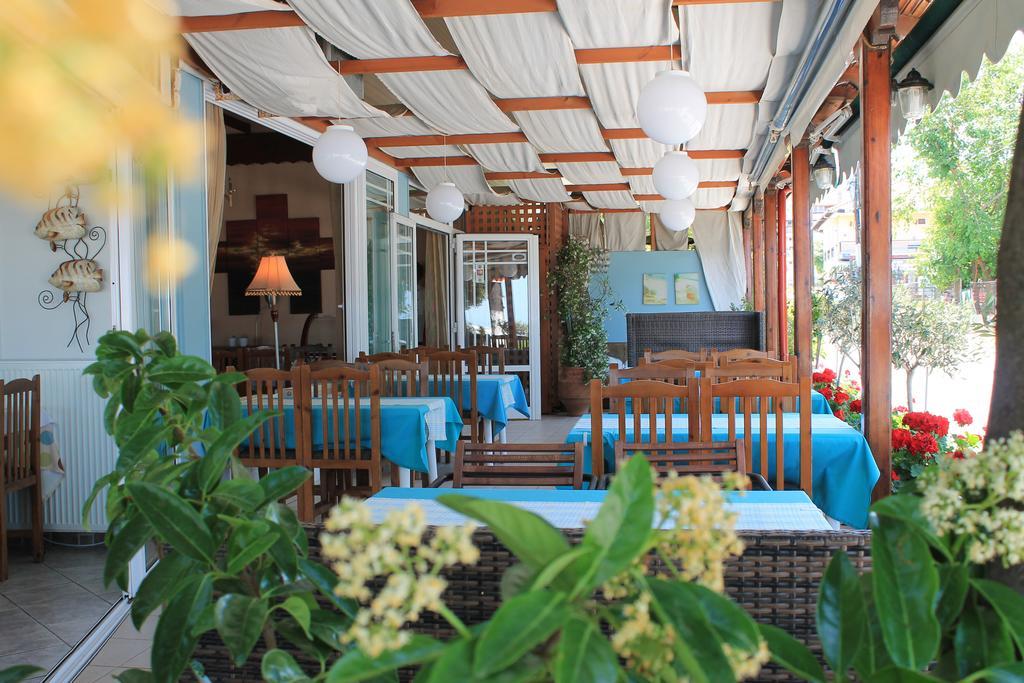 Hotel Xaris Platamonas Exterior foto